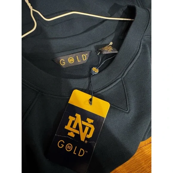 Vtg ND Gold Notre Dame Blue Sweatshirt Embroidered Logo Hammes‎ Bookstore NWT XL